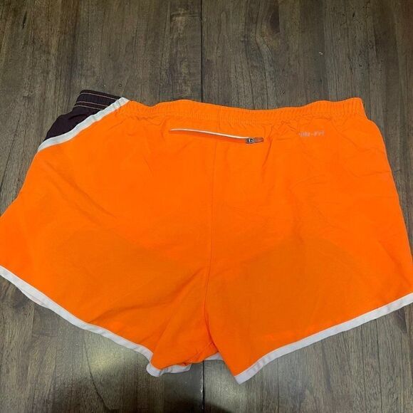 Nike Athletic Running Shorts w/ Back Pocket - Picture 10 of 11